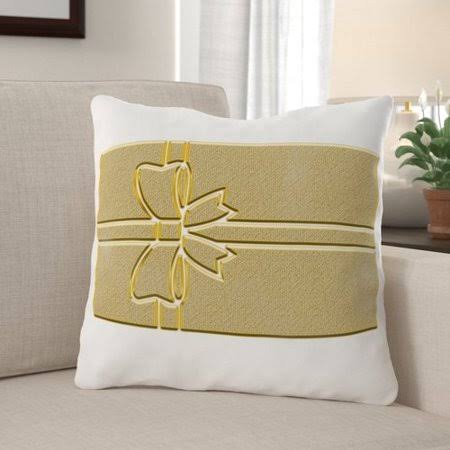 The Holiday Aisle Rhawnhurst New Years Eve Indoor/Outdoor Canvas Throw Pillow